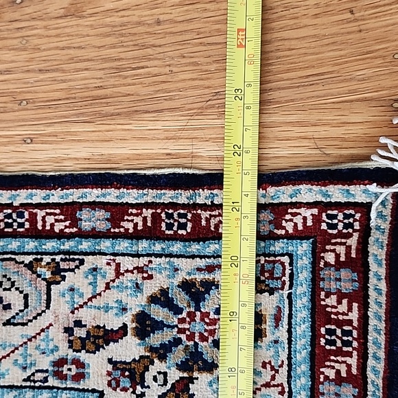 Small Silk Rug from Turkey - Approx. 21.5" by 40" - Picture 8 of 11